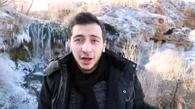  Sivas’ta gölet ve şelaleler buz tuttu 