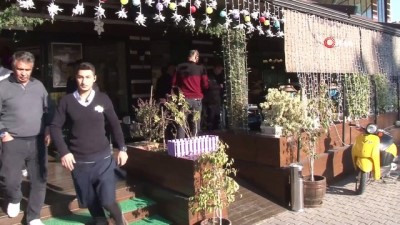  Kafede silahlı saldırı : 1 ölü