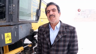  Tuşba Belediyesinden karla mücadele çalışması