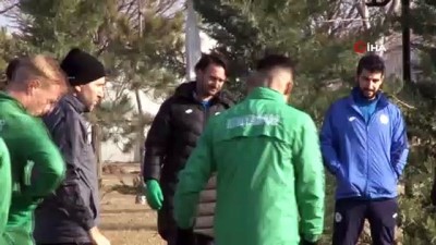 baglama - Aykut Kocaman: 'Türk futbolunda ne yazık ki son sözü para söylüyor' Videosu