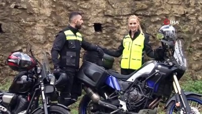 motosiklet kazasi -  Ünlü oyuncu Wilma Elles'ten motosiklette güvenli sürüş uyarısı  Videosu
