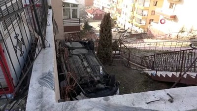 gizli buzlanma -  Başkent'te otomobil apartmanın bahçesine uçtu: 2 yaralı  Videosu