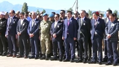 hain saldiri -  Çöp dökmeye giderken şehit edilen askerin kanı yerde kalmadı  Videosu