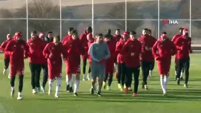 Rıza Çalımbay: “Takımı güçlendirmeliyiz” 