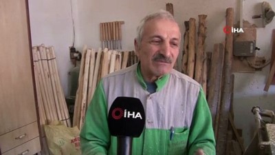  Kar yağmayınca kar kürekleri elde kaldı 