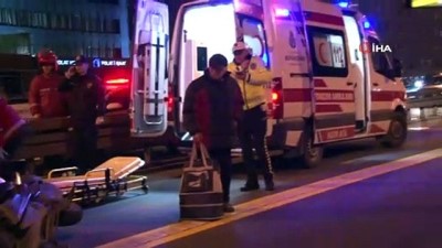 agir yarali -  Metrobüs yolunda akıl almaz kaza, metrobüs motosiklete çarptı Videosu