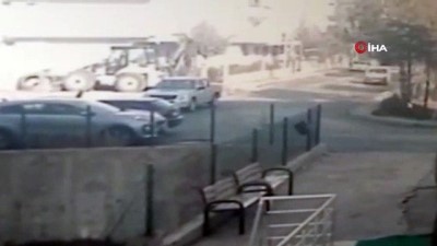  Başkent'te park halinde ki araca çarpıp kaçan sürücü güvenlik kamerasına yakalandı 