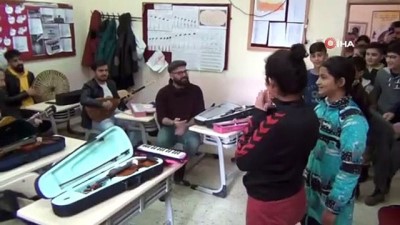 erivan -  Çocuklar İçin Çal Derneği köy okuluna müzik sınıfı kazandırdı  Videosu