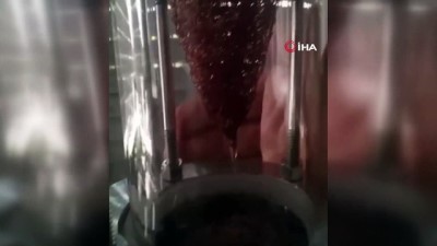  Evinde kurduğu alkol imalatı düzeneğini sosyal medyada paylaşınca yakalandı 