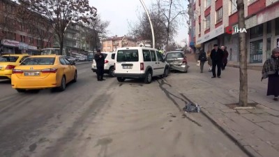  Başkent’te dolmuş kazası: 7 yaralı 