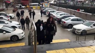 fuhus -  Eskişehir’de fuhuş operasyonu: 8 gözaltı  Videosu