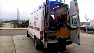  Otomobil şarampole uçtu: 2 yaralı 