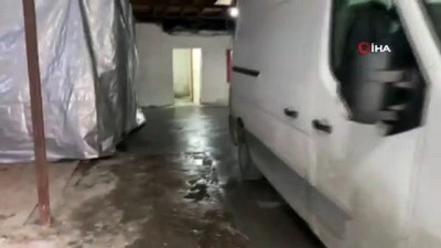  Esenyurt'ta 5 ton metil alkol ele geçirildi 