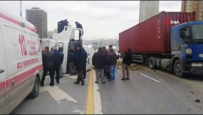  Haramidere TEM bağlantı yolunda hafriyat kamyonu devrildi 