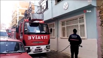  Patlayan televizyon evi küle çevirdi 