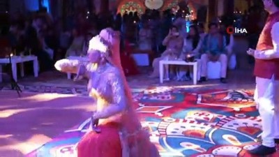 7 yildizli otel -  Hintli iş adamının 25. evlilik yıl dönümü için Antalya'da ultra lüks kutlama Videosu