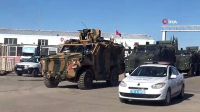  Komandolar 'Hücum Marşıyla' sınır hattına gitti 