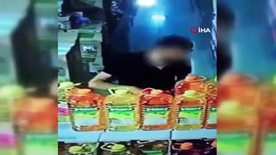 itiraf -  Marketin kasasındaki paraları böyle çaldı  Videosu