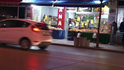 sadaka -  Silahlı kavgada saçmaların isabet ettiği dükkandaki panik kamerada Videosu