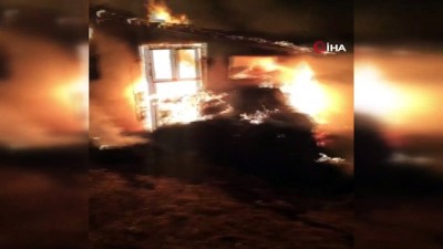  Kuzular diri diri yanmaktan son anda kurtarıldı 