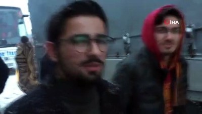 karayollari -  Yoğun kar yağışı sonrası Karabük - Gerede karayolu trafiğe kapandı, kilometrelerce uzun kuyruk oluştu Videosu