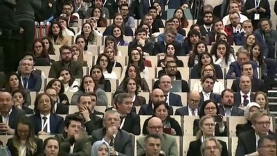  Cumhurbaşkanı Erdoğan:' Son birkaç haftada yaşadıklarımız Libya için turnusol olmuştur.Libyalı kardeşlerimizin barışı ,huzuru için bu zor zamanlarında onların yanında olmaya devam edeceğiz' 