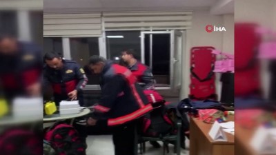  Mersin'den deprem bölgesine kurtarma ekibi gönderildi