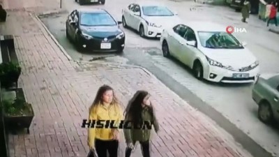  Turistin düşürdüğü cüzdanı böyle aldı