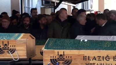  Cenazede yürek burkan detay...İki kardeş tek tabutta 