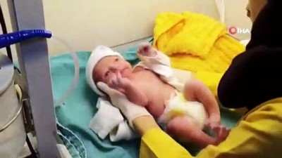  Depreme doğumda yakalandılar 