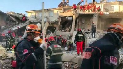  Elazığ’da arama kurtarma çalışmalarında 36 saat geride kaldı 