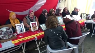 teror orgutu -  HDP önünde evlat nöbeti tutan ailelerden Bursa’da açılacak çadıra tepki  Videosu