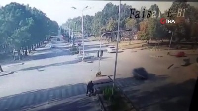 islamabad -  - Pakistan’da Abd Konsolosluk Aracı Kaza Yaptı: 2 Ölü, 4 Yaralı Videosu