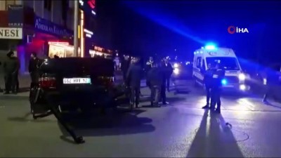 tahkikat -  Takla atan otomobilin sürücüsü yaralandı Videosu