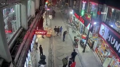 kacis -  Binanın yıkılma anı böyle görüntülendi  Videosu