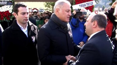  Bakan Varank, SATSO Başkanı Altuğ'un eşinin cenazesine katıldı 