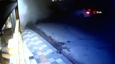 kacis -  Depremde 11 kişinin hayatını kaybettiği 2 binanın yıkılma anları kameralarda  Videosu