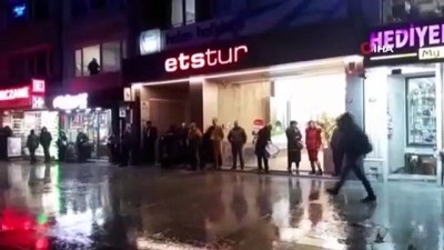 saganak yagis -  İstanbul’da sağanak yağış hayatı olumsuz etkiliyor Videosu