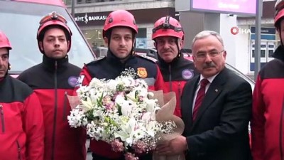 yardim cagrisi -  Minik Yüsra'yı kurtaran kahraman itfaiyeci o anları gözyaşlarıyla anlattı  Videosu