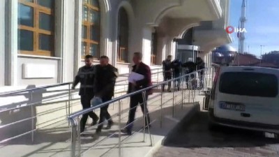  Hırsızlık şüphelisinden gazetecilere, 'Cinayet mi işledik, ne çekiyorsunuz” 