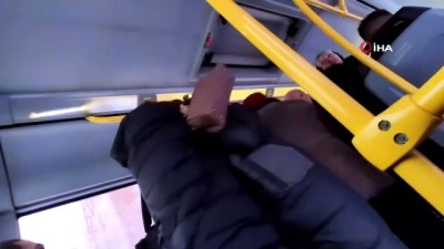  - Rusya’da otobüste kadınların yer kavgası 