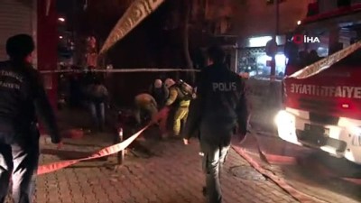 kirkoy -  Bakırköy’de korkutan yangın...Ahşap bina alev alev yandı Videosu