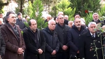 sehadet -  Şehit asker Mahmut Mücahit Ülgen, mezarı başında dualarla anıldı  Videosu