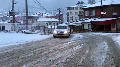 hava sicakliklari -  Bursa’nın Büyükorhan ilçesine yılın ilk karı düştü  Videosu