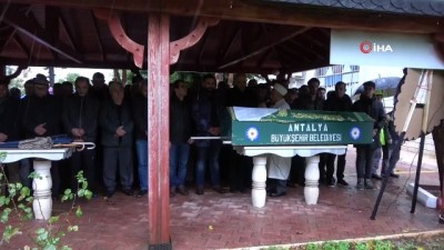 kiz kardes -  Ölü bulunan doktorun cenazesinde gözyaşları sel oldu  Videosu