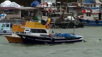 siddetli ruzgar -  Arnavutköy Karaburun’da dev dalgalar oluştu  Videosu