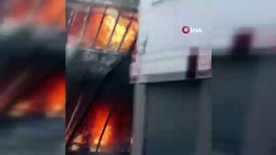  İzmir'de tüpten çıkan yangın kamerada 