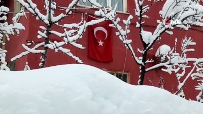  Konya’nın yüksek kesimlerinde kar etkili olurken okullar perşembe günü de tatil edildi