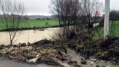  Şiddetli yağışlar sonrası su baskını nedeniyle bir mahalle sular altında kaldı 
