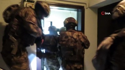surucu belgesi -  Bursa'da 'Gaybubet evi ' baskını: 13 gözaltı  Videosu
